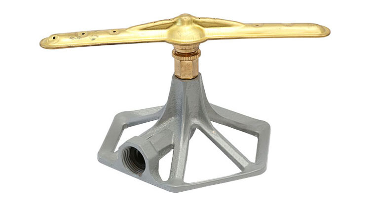 Metal Base With Žalvaris 2 Arm Rotatory Sprinkler